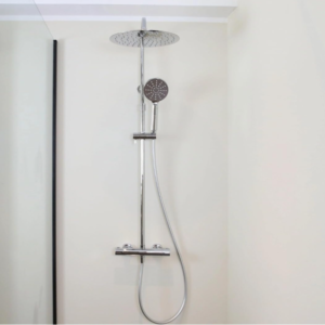 Termostatski tuš sistem sa rain shower glavom, hrom